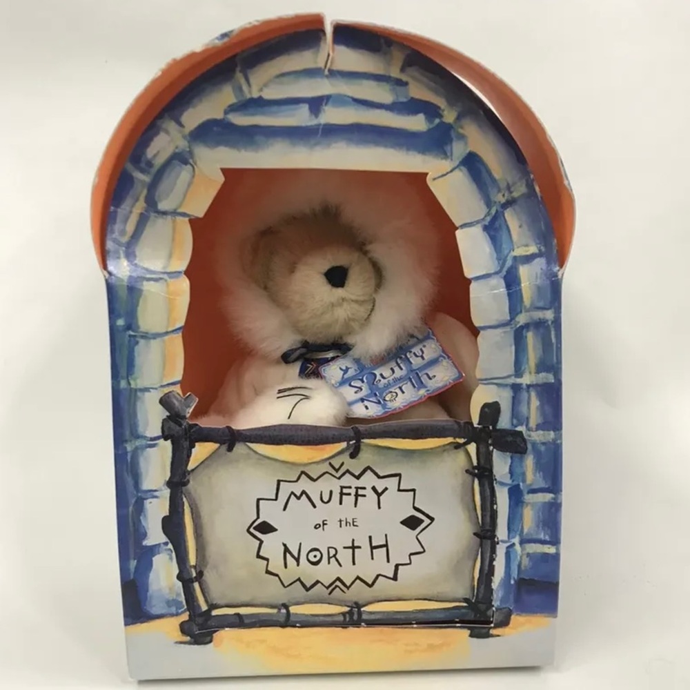 Muffy VanderBear “Muffy of the Noth” Vintage 1994 Limited Edition